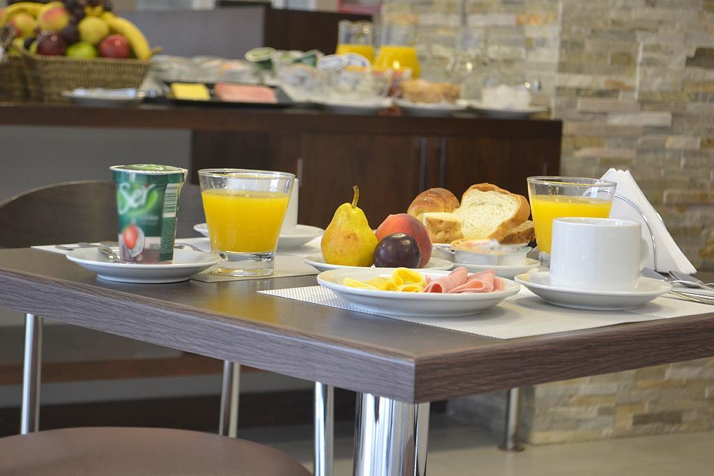 Almunecar Hotel Tartagal Buitenkant foto